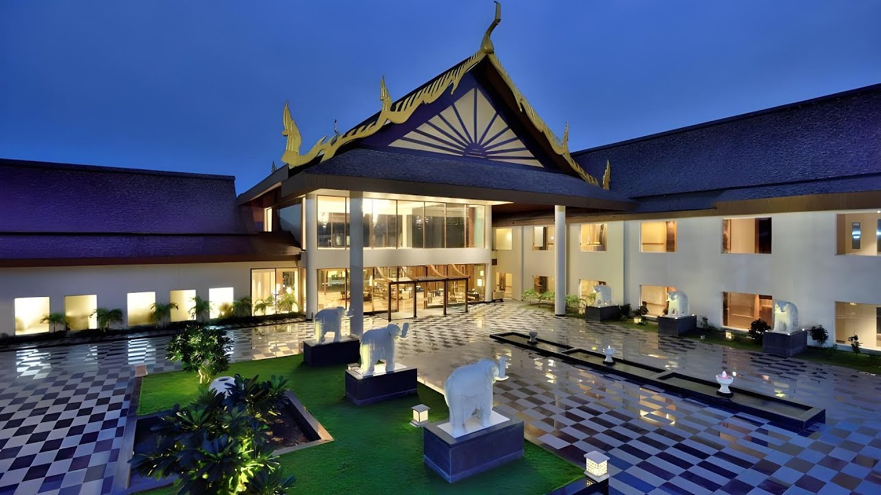 Курортный отель и конференц-центр Radisson Blu Plaza Карьят | Карьят, Индия | Обзор отеля 🛏️