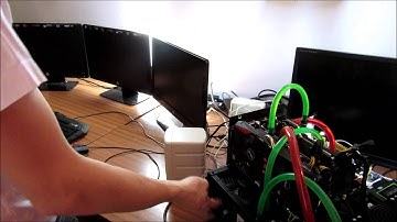 ASUS REPUBLIC OF GAMERS - BENCH TABLE (3 x GPU, 3 x Monitor)