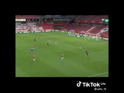 ريال مدريد ضد غرناطة 