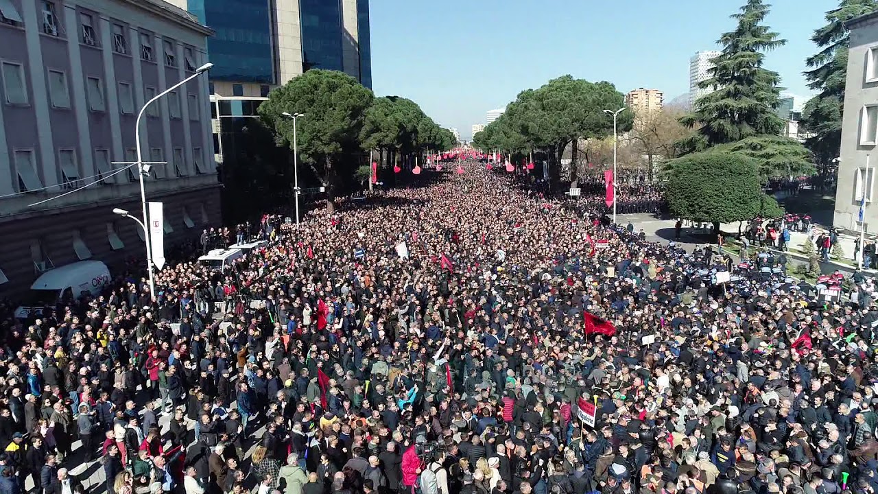 Image result for protesta e opozites