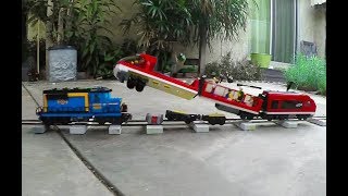 Lego train crash test
