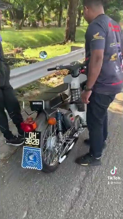 Honda C70