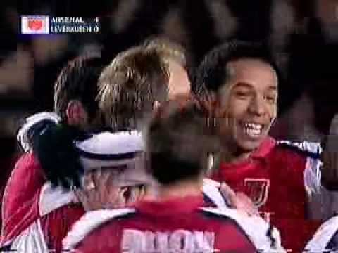 Dennis Bergkamp Great Lobbed Goal - Arsenal v Baye...