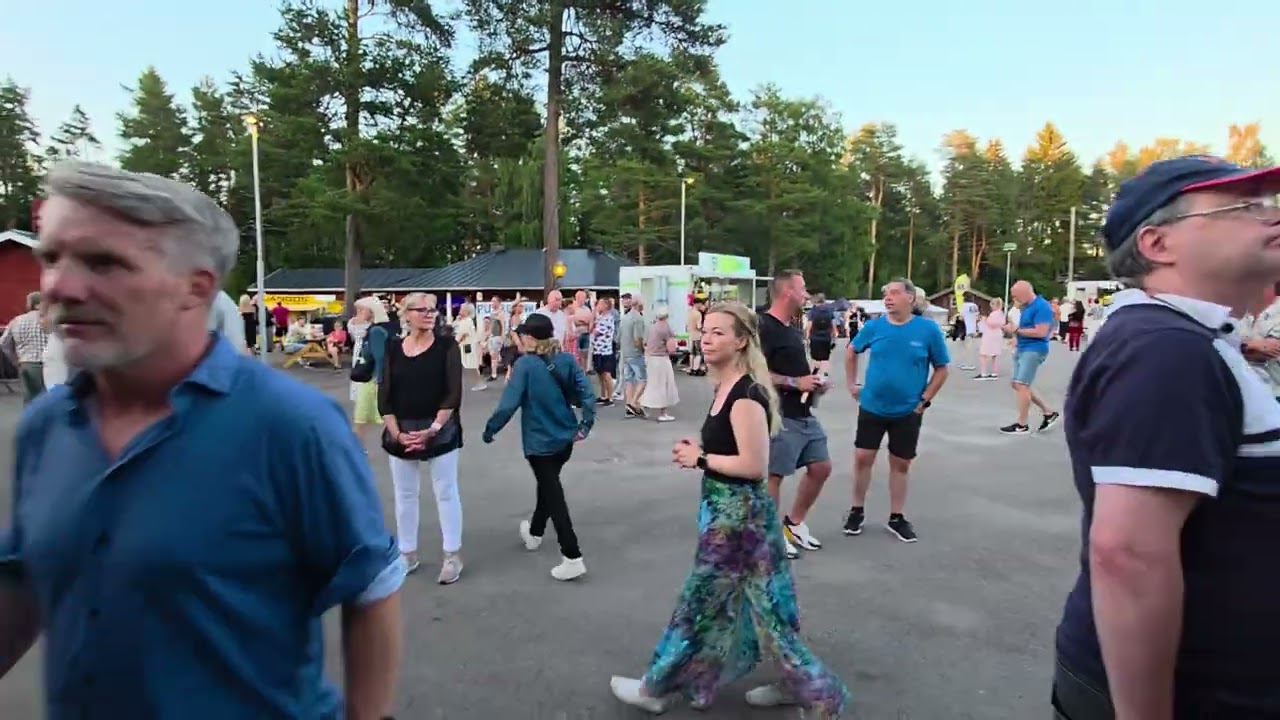 På vei gjennom Orrskogen med Dansnytt  Dansbandsveckan 2025 torsdag 17.7