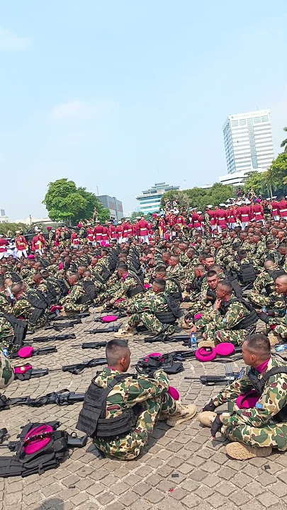 Pasukan TNI selalu bikin bangga rakyat Indonesia #live #jettempurterbaruindonesia