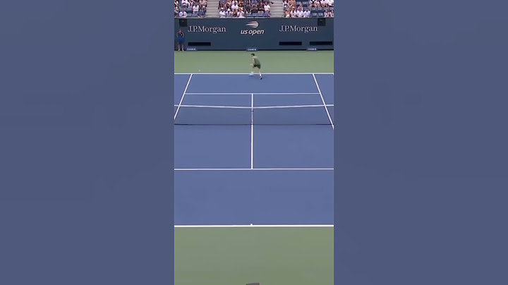 Flashback to when Jannik Sinner fell over and still won the point 🔥🔥🔥#sinner #tennis #edits #fire