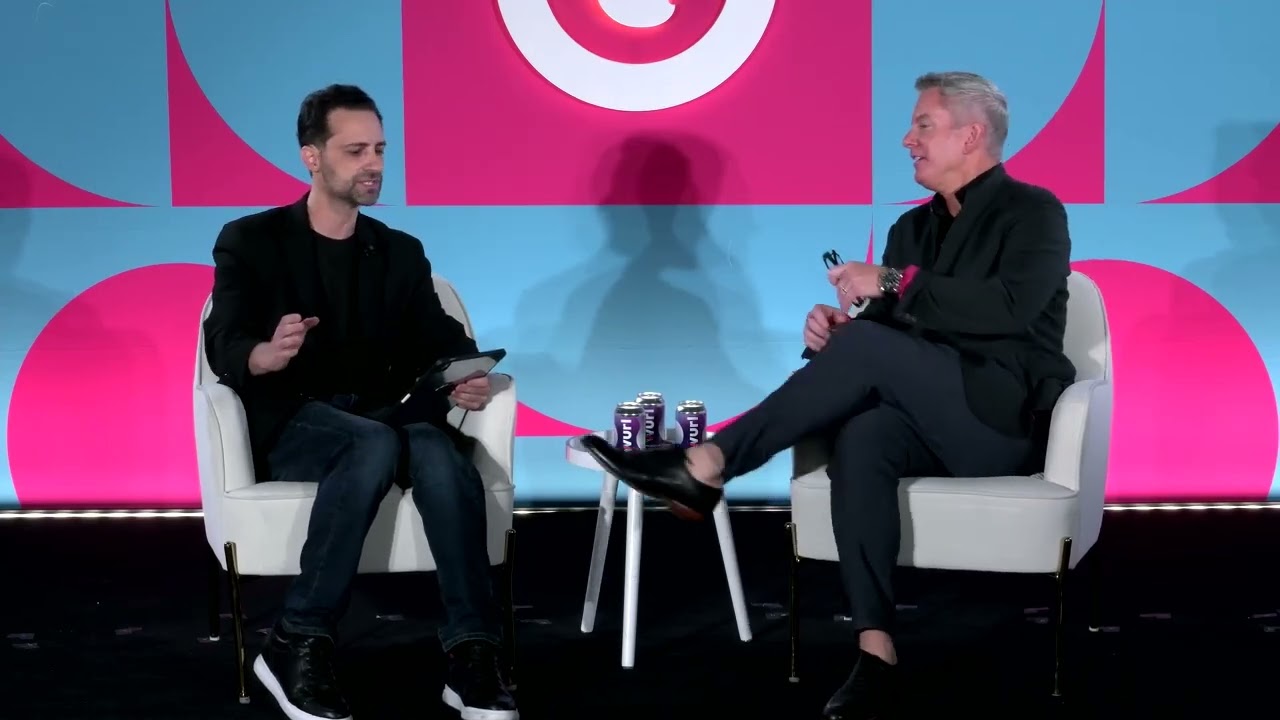 Краткий обзор: Трансформация бренда с сохранением аутентичности | Дэвин Пауэр на Adweek NYC