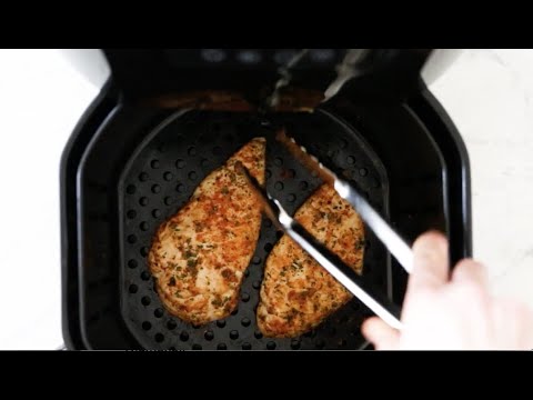 how-to-make-perfect-air-fryer-chicken-breast-–-no-breading!