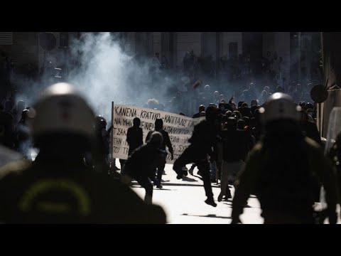 Tens of thousands protest in Greece over country's deadliest train disaster • FRANCE 24 English