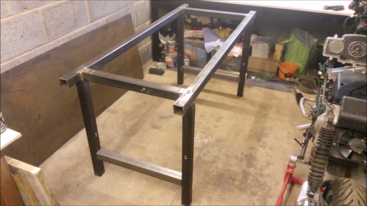 New garage + steel workbench - YouTube