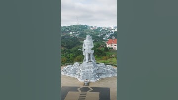 Khám Phá Tượng Đài N