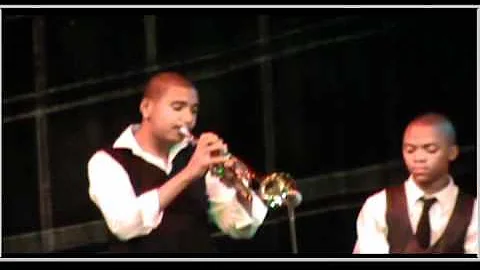 Alexander Sinton Jazz Band performing Retreat