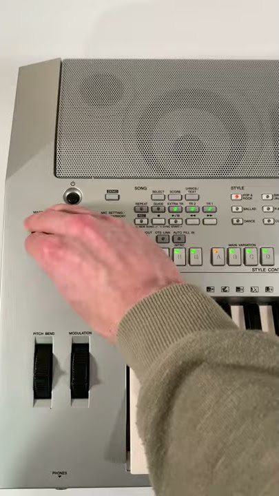Remember The SOUND EFFECTS On These Vintage Keyboards? Yamaha PSR-S910 Keyboard