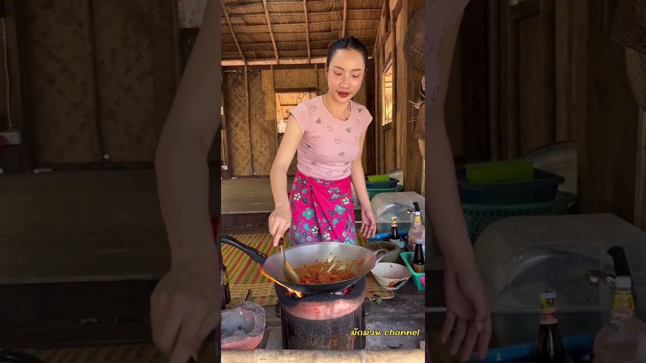 ขนมจีนน้ำปลากระป๋อง