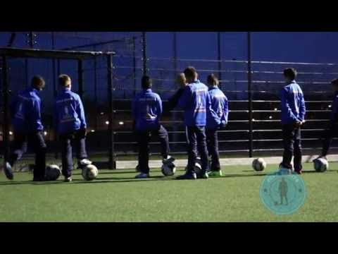 Voetbalopleiding - - -
