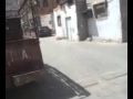 قوات الامن اليمني تقتحم القلوعه في مدينة عدن 2013 2 25 