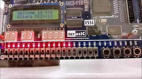 DE2-115 Board FPGA LFSR Light Show