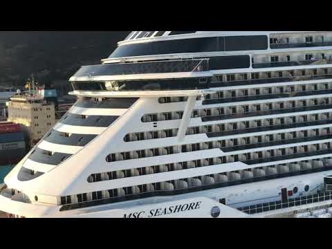 Cubana su #costa Firenze in delirio casino caos quando #msc sea shore ci saluta