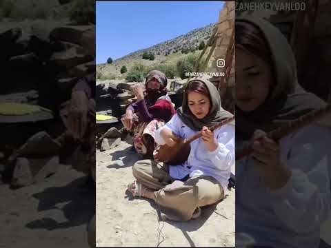 فرزانه کیوانلو دوتار 