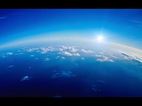 Vídeo: Como é o azul do céu?
