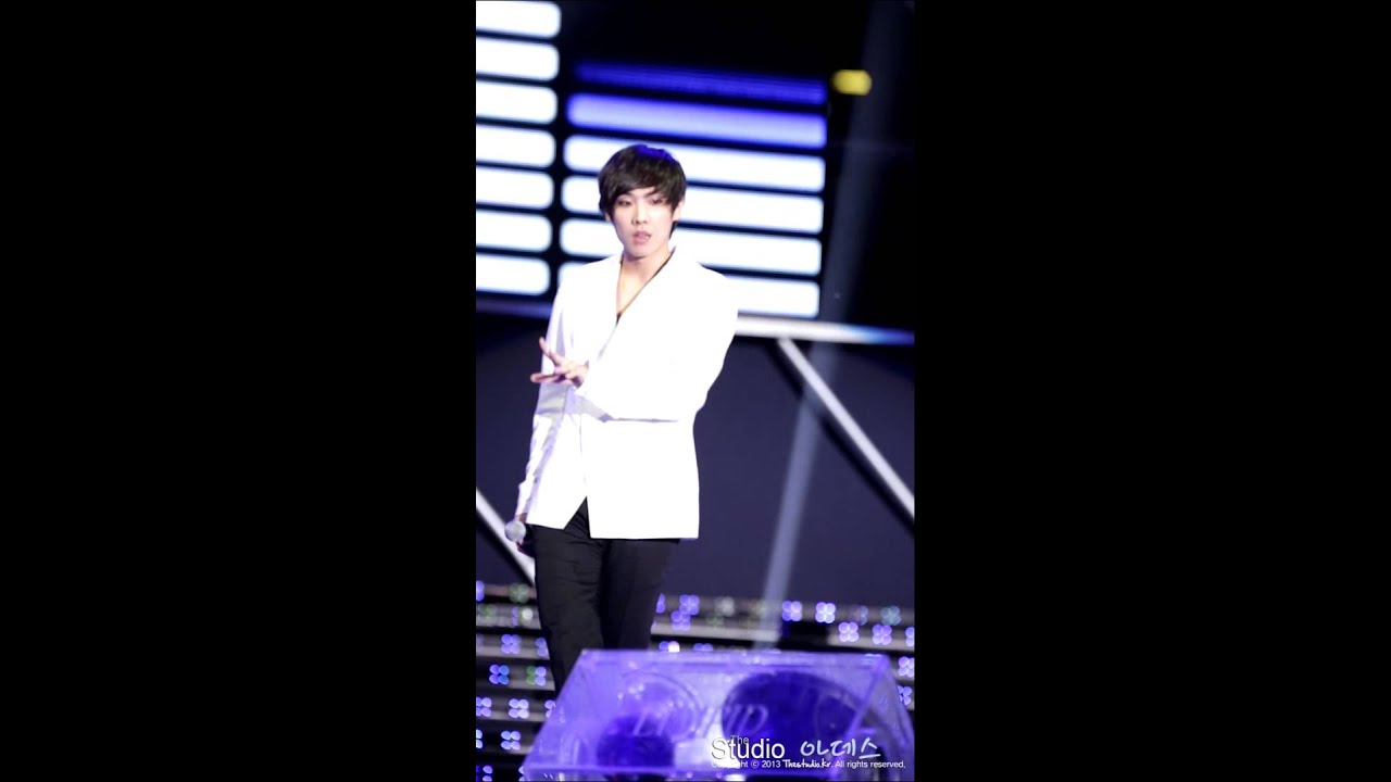 130801 엠블랙 - 스모키걸 (이준) @부산바다축제 개막식 by 아데스