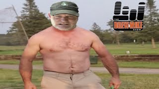 Guy Goes Full Hulk Mode on Golf Course