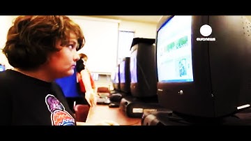 Canada: Fighting cyber-bullying in schools (Learning World: S3E20, part 1/3)