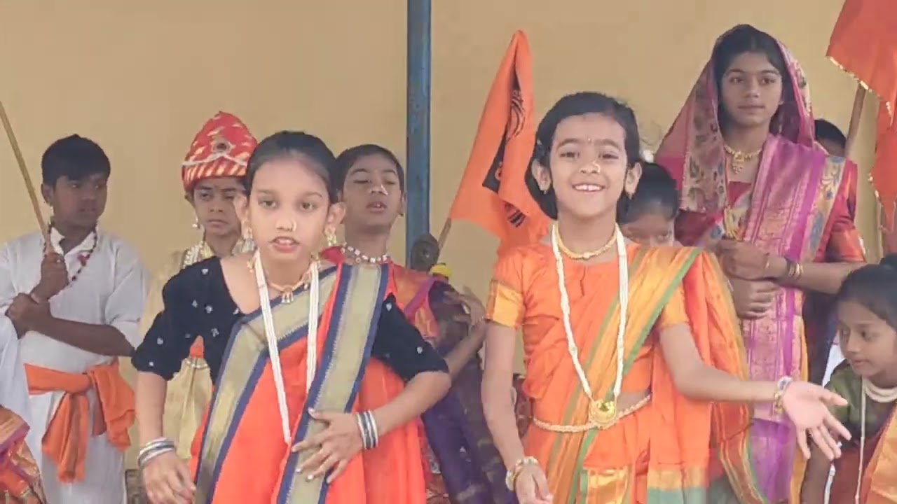 झुलवा पाळणा 