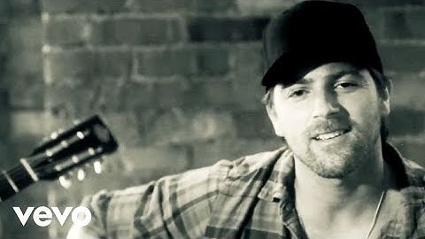 Kip Moore - Somethin