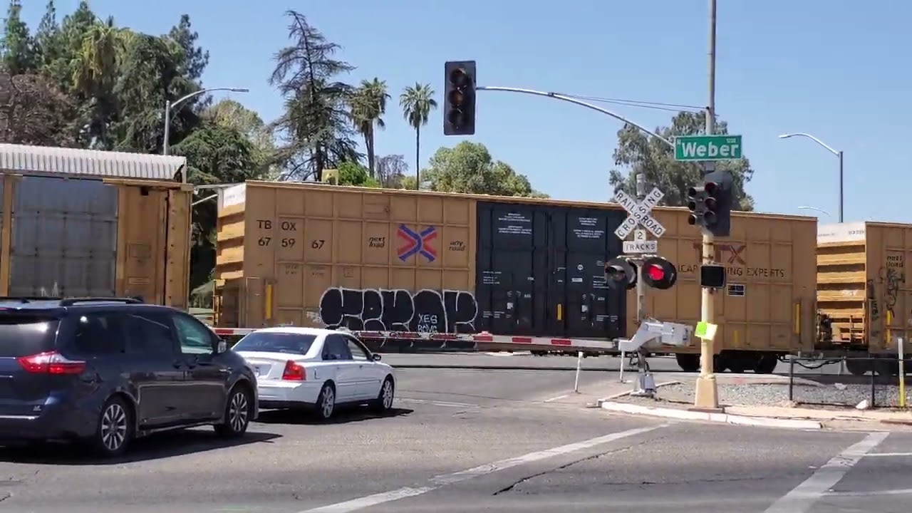 Union Pacific Manifest train passing Olive Ave Fresno ca