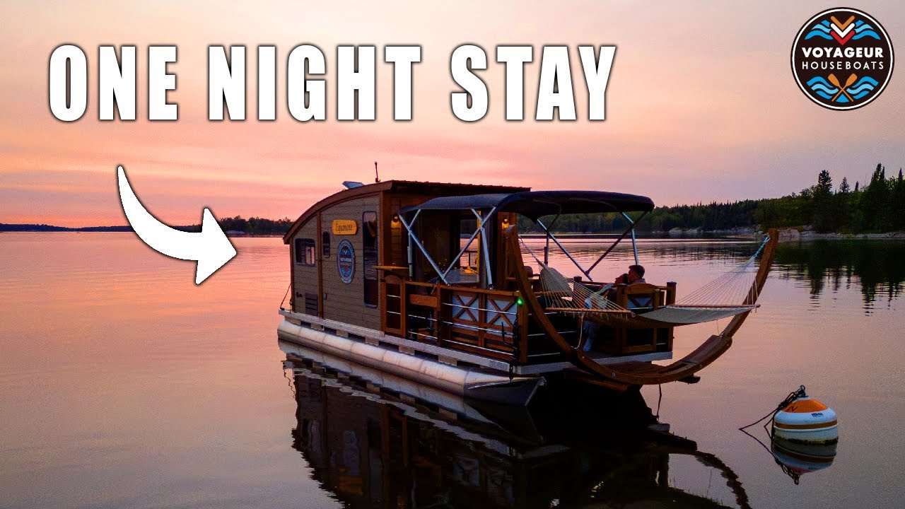 I Spent One Night On A LUXURY Houseboat | Cooking & Fishing