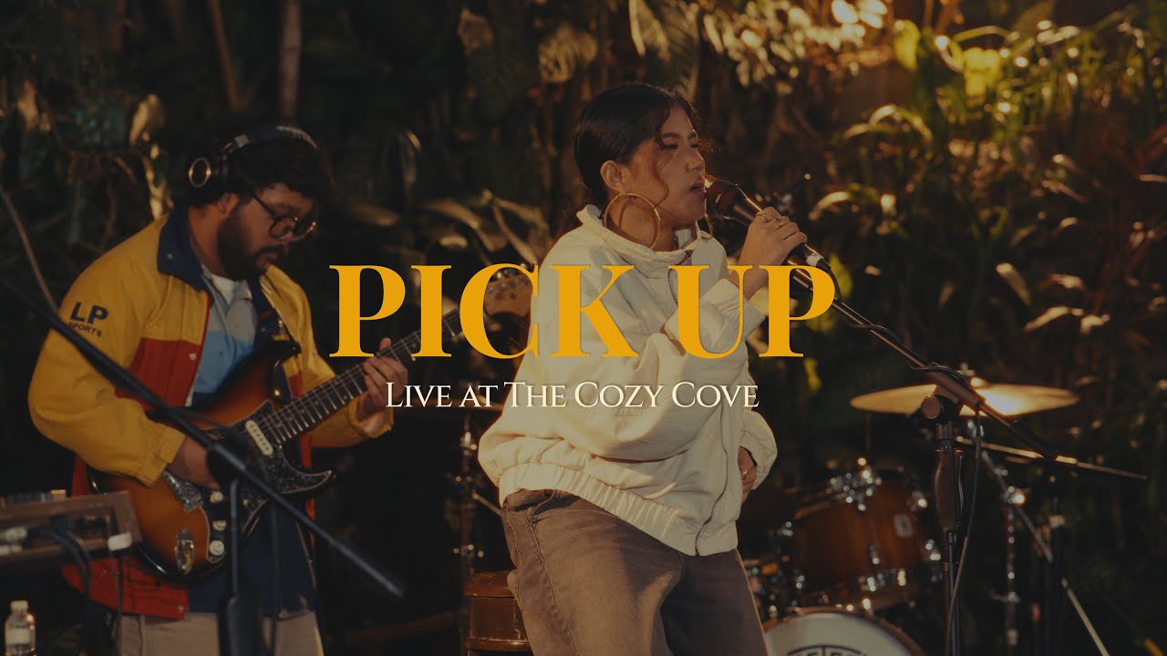 Pick Up (Live at The Cozy Cove) - Illest Morena Pick Up (Live at The Cozy Cove) - Illest Morena