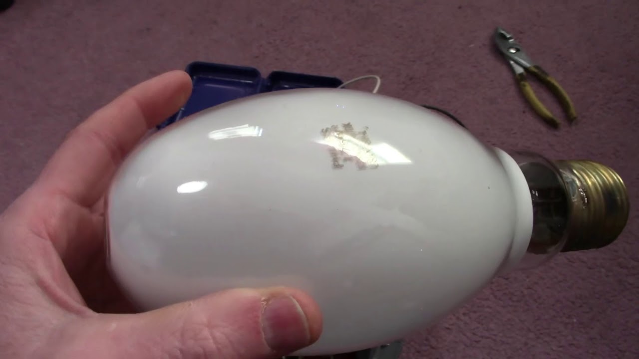 175 watt mercury vapor fixture with delux white bulb YouTube