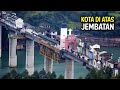 Seperti Tidak Ada Tempat Lain Sampai Harus Membangun Rumah Di Atas Jembatan