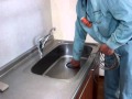 シンクの排水管洗浄作業