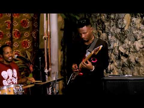 Hussein Masimbi and the Bagamoyoni Band - Ooh my lord