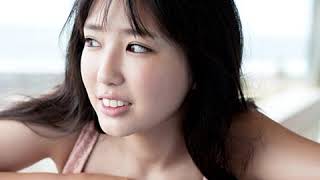 沢口愛華　Ｆカップおっぱいの水着グラビア