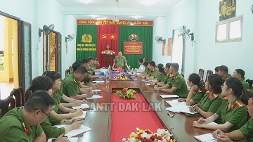 Đồng chí Giám đốc Công an tỉnh Đắk Lắk thăm và làm việc với Công an 2 phường Thành Nhất và Ea Kao