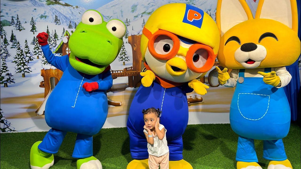 SABRIYA FULL DANCE WITH PORORO AND FRIENDS - PORORO PARK INDONESIA
