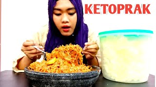 MAKAN KETOPRAK PEDAS