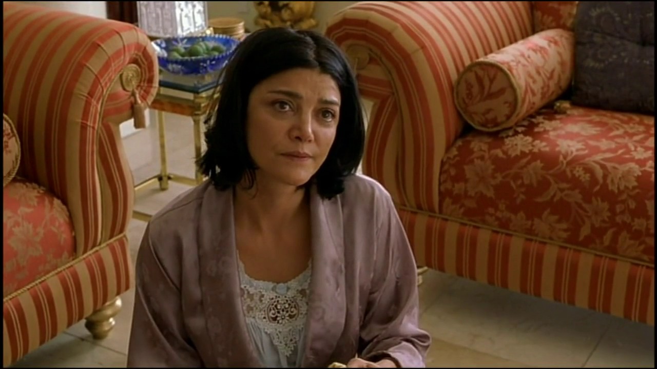 Дом из песка и тумана - YouTube