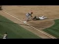 TEX@OAK: Pudge throws out Rickey at third base の動画、YouTube動画。