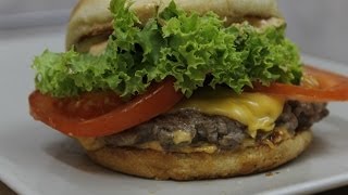 طريقة عمل برجر شيك شاك  How to Make Shake Shack Burger [En Subtitle] screenshot 3