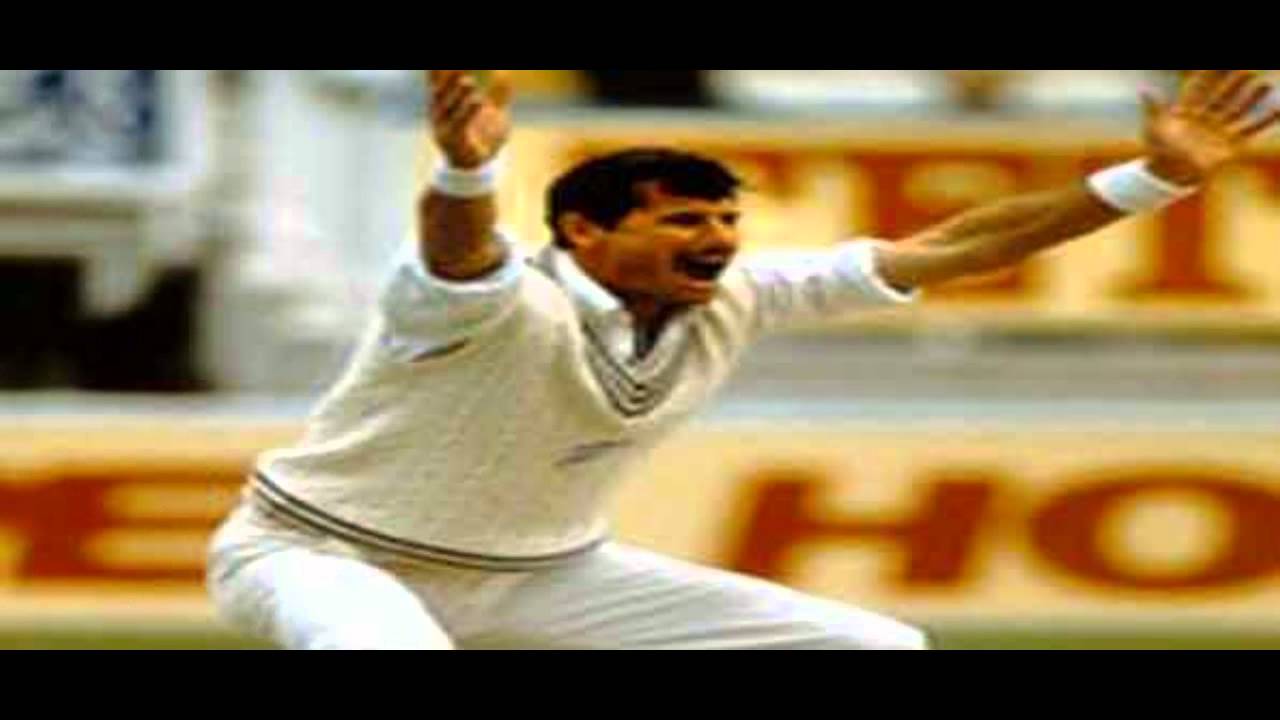 Top 10 Bowlers in Cricket History - YouTube