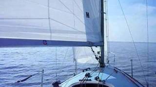 20111126 NEW SAIL FIRST UP.wmv