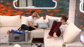 Big Brother Canada 6 - Derek Letting Johnny Know He Would Save Him - Live Feeds