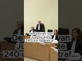 Hij verhuurde nummers aan oplichters, dertien ouderen de dupe.