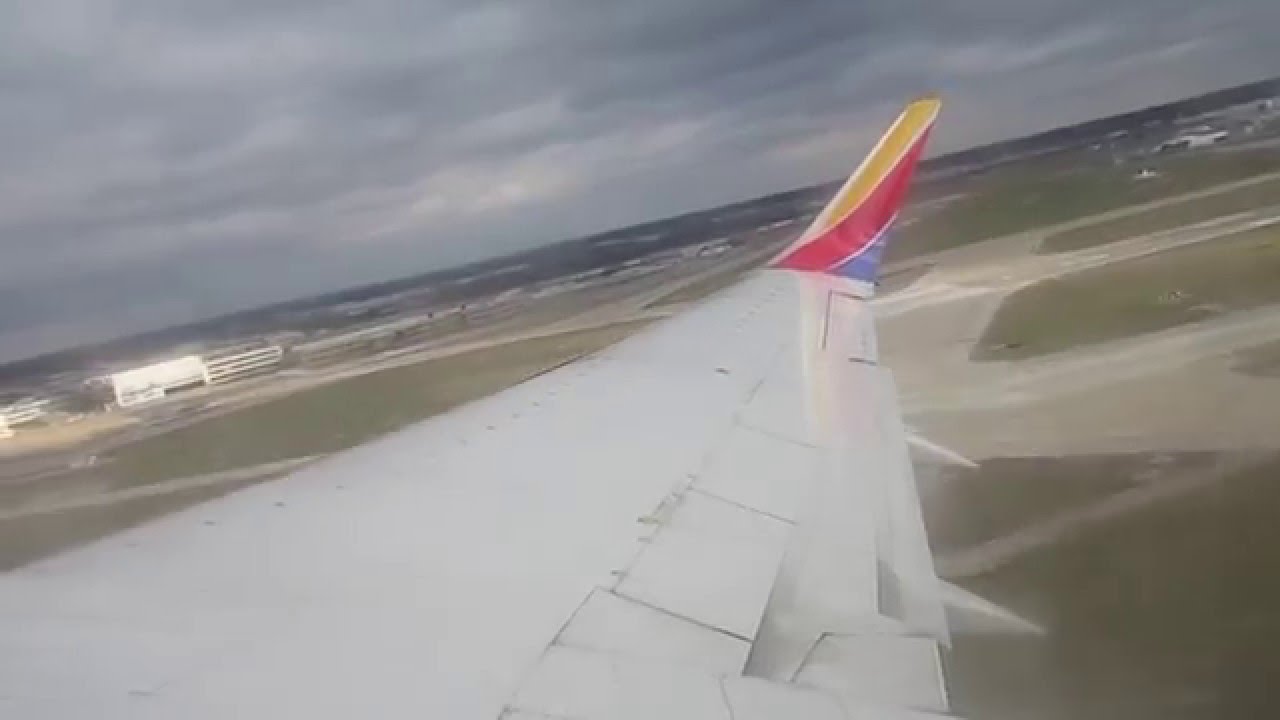 Southwest Airlines Boeing 737-300 Winglets takeoff at St. Louis Lambert Airport to Houston - YouTube