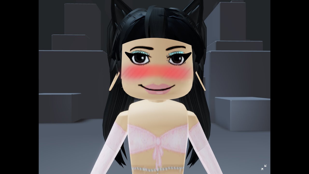 Chia sẻ những nguồn kiến thức và kinh nghiệm cần thiết để trang điểm cho Roblox avatar của bạn năm