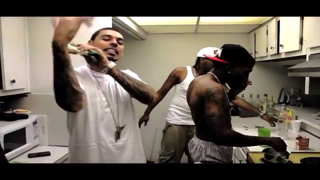 Young Stro (@YoungStro856) - Numbers Feat. Klean (@Klean_305) (Official Video) [Dir by UFO FiLMs]